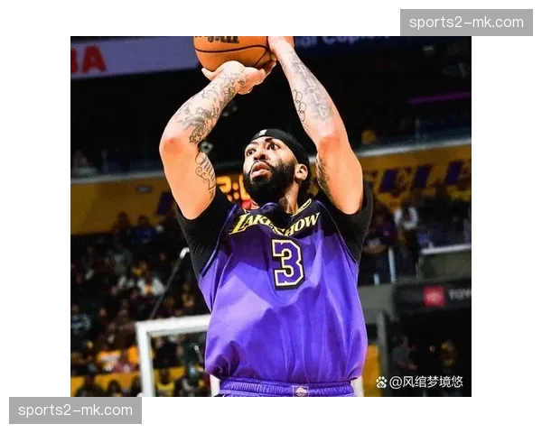 湖人105-104绝杀魔术取九连胜 肯纳德0.6秒三分准绝杀